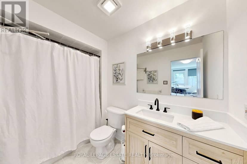 10 Dooley Crescent — photo 19 of 32