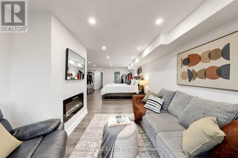 10 Dooley Crescent — photo 27 of 32