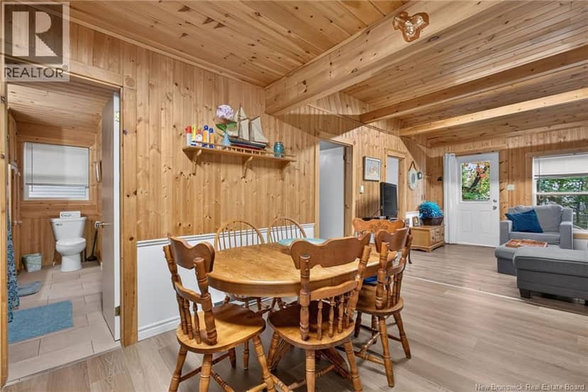 11 Redwood Avenue — photo 31 of 39