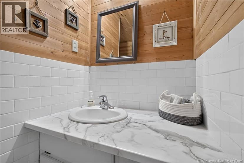 11 Redwood Avenue — photo 36 of 39