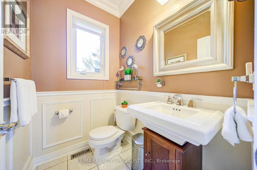 11 Bridlewood Boulevard — photo 27 of 40