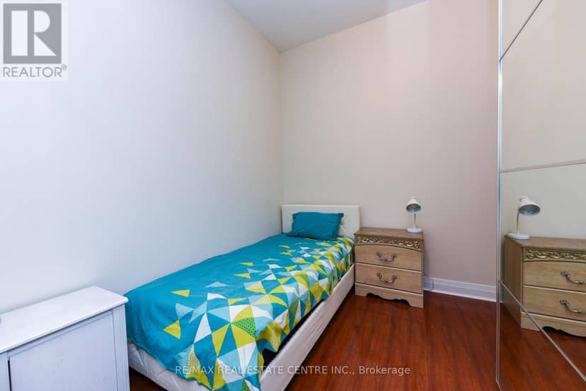 2605 - 90 Absolute Avenue — photo 19 of 30