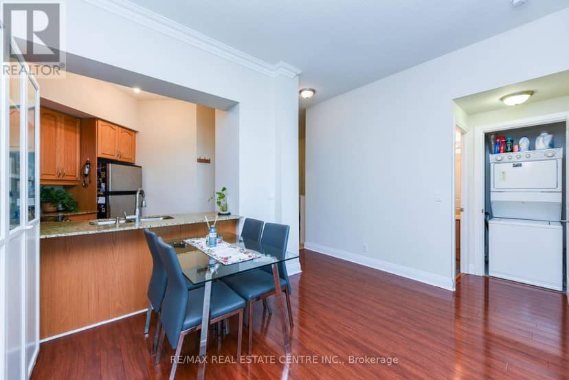 2605 - 90 Absolute Avenue — photo 6 of 30