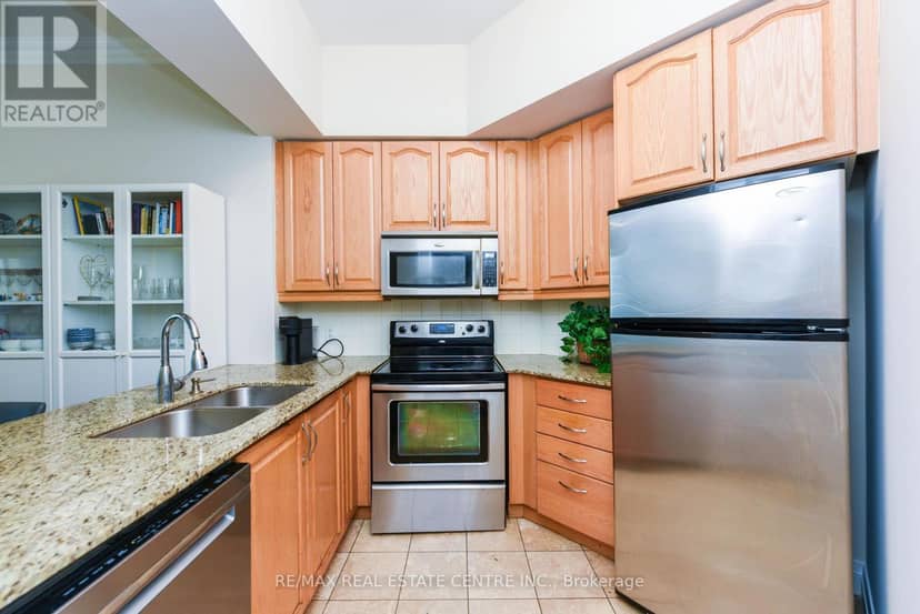2605 - 90 Absolute Avenue — photo 7 of 30