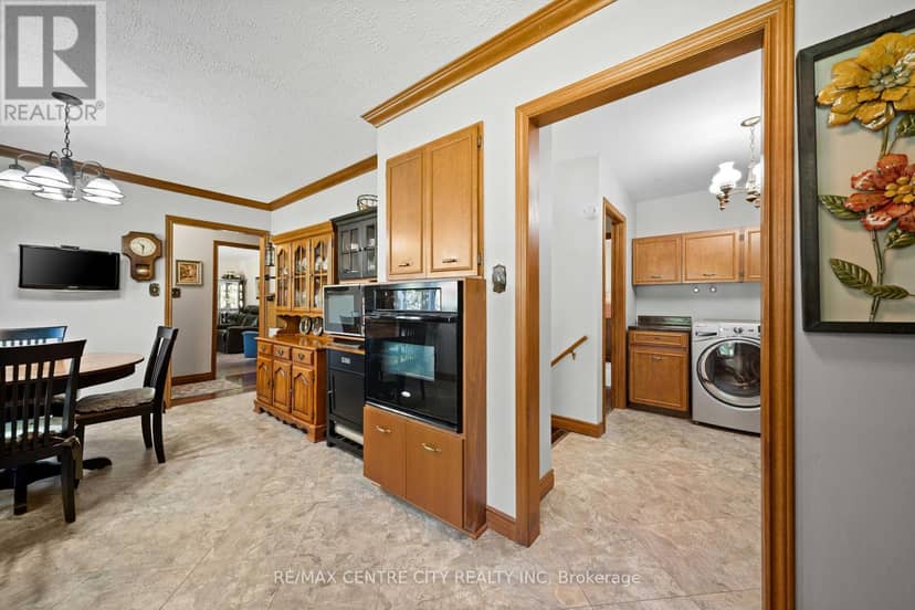 8114 Sandytown Road — photo 12 of 40