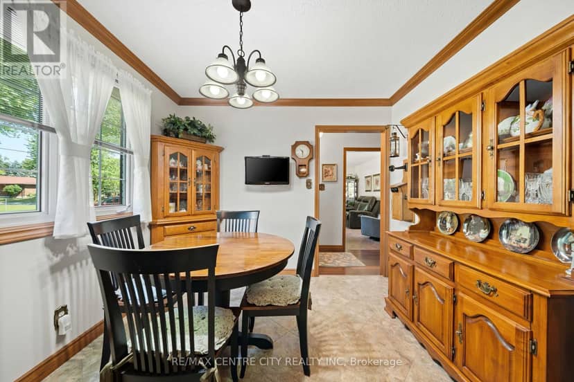 8114 Sandytown Road, Bayham, photo 8