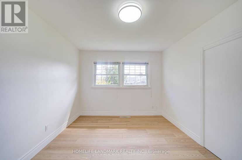 95 Jacobson Avenue — photo 11 of 40