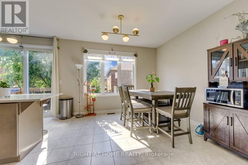 40 Stillwater Crescent — photo 10 of 40