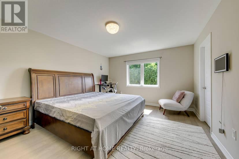 40 Stillwater Crescent — photo 18 of 40