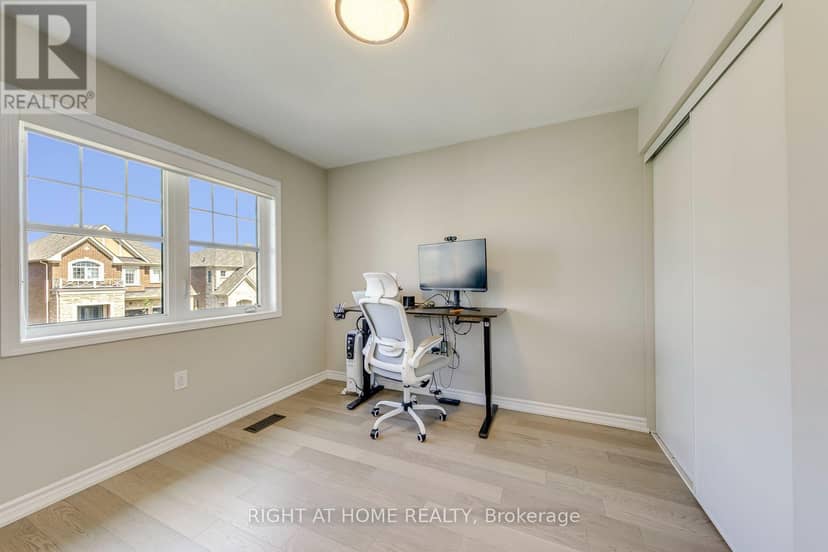 40 Stillwater Crescent — photo 27 of 40