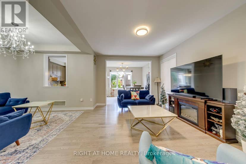 40 Stillwater Crescent — photo 5 of 40