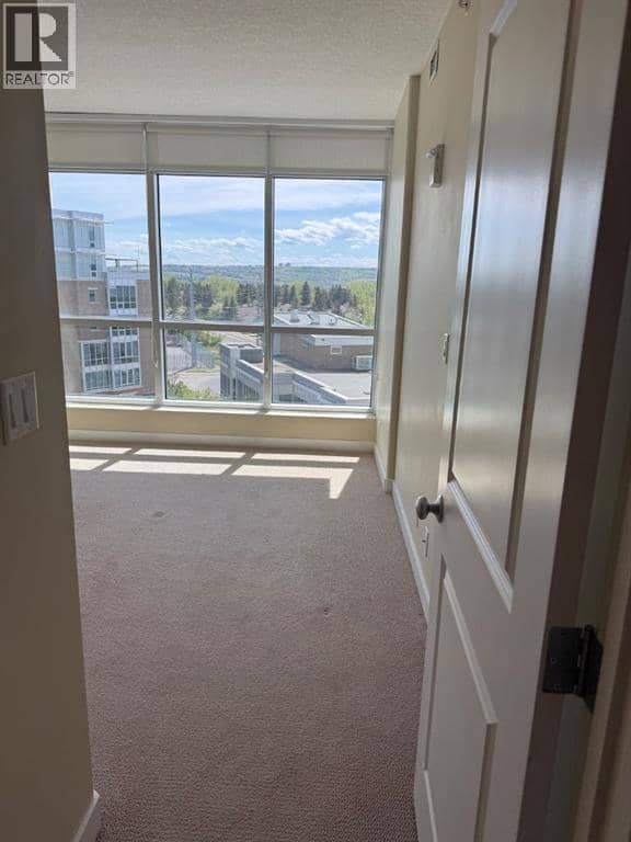 701, 16 Varsity Estates Circle NW — photo 15 of 22