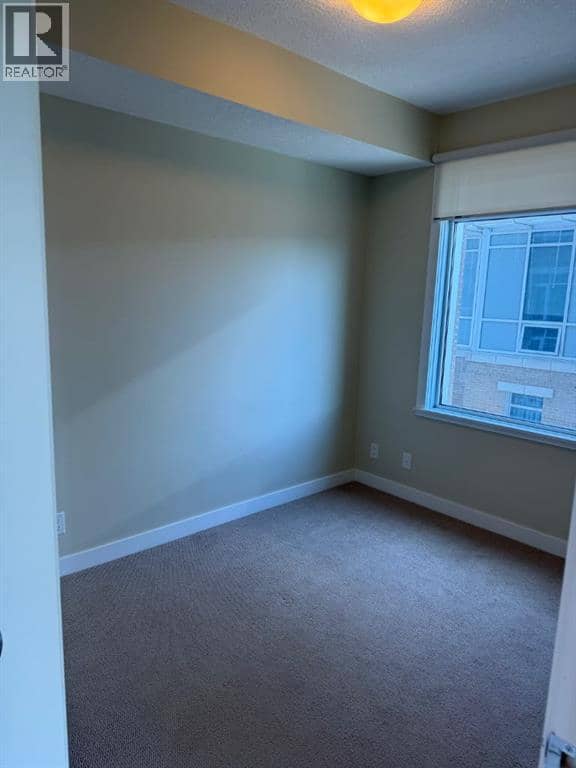 701, 16 Varsity Estates Circle NW — photo 12 of 22