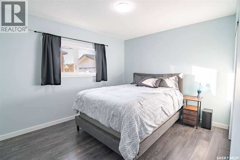 2401 15th AVENUE E — photo 19 of 40