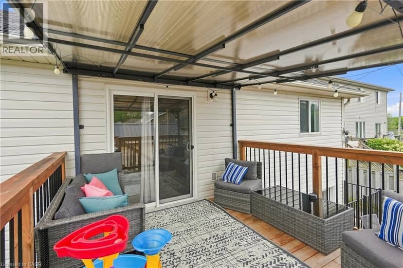 13 GOLDEN ACRES Drive — photo 38 of 40