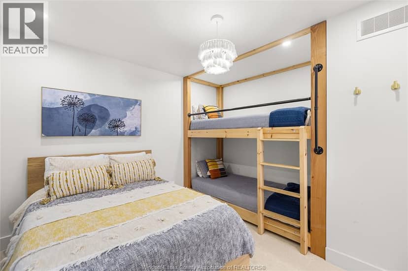 614 Peter Street — photo 19 of 37