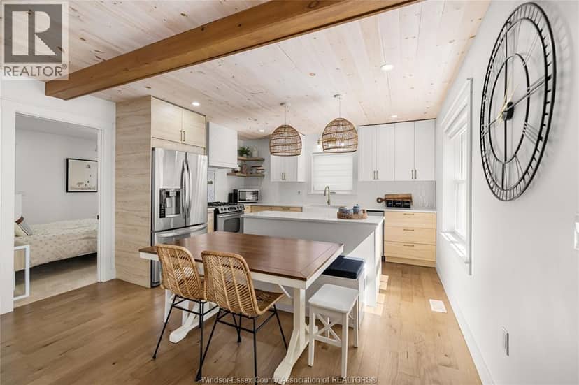 614 Peter Street — photo 9 of 37