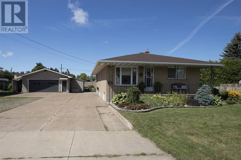159 McFadden AVE — photo 2 of 40