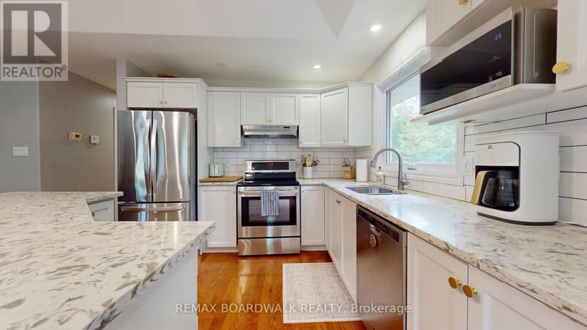 1276 Lori Elizabeth Street — photo 14 of 37