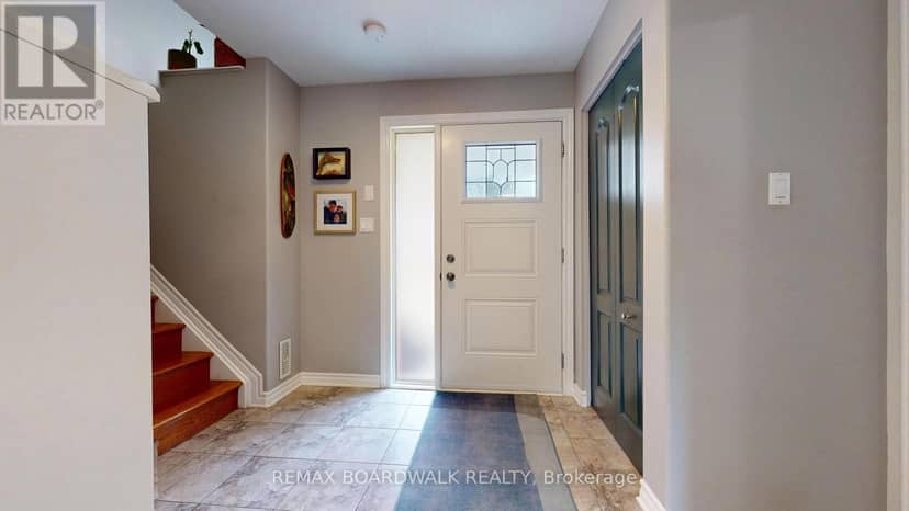 1276 Lori Elizabeth Street, North Dundas, photo 6