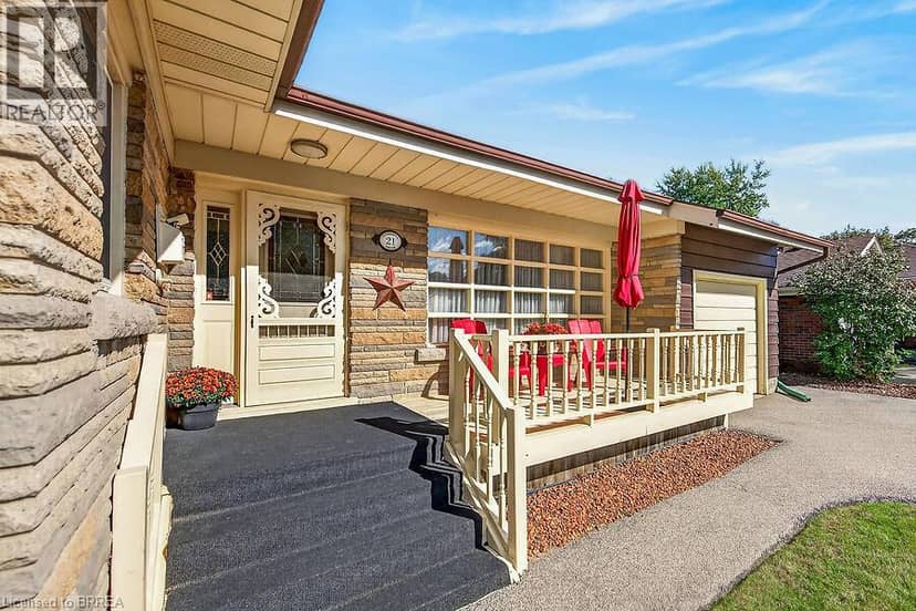 21 CAROLINA Drive, Brantford, photo 4