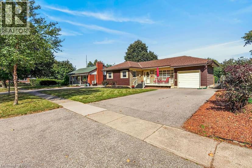 21 CAROLINA Drive, Brantford, photo 2