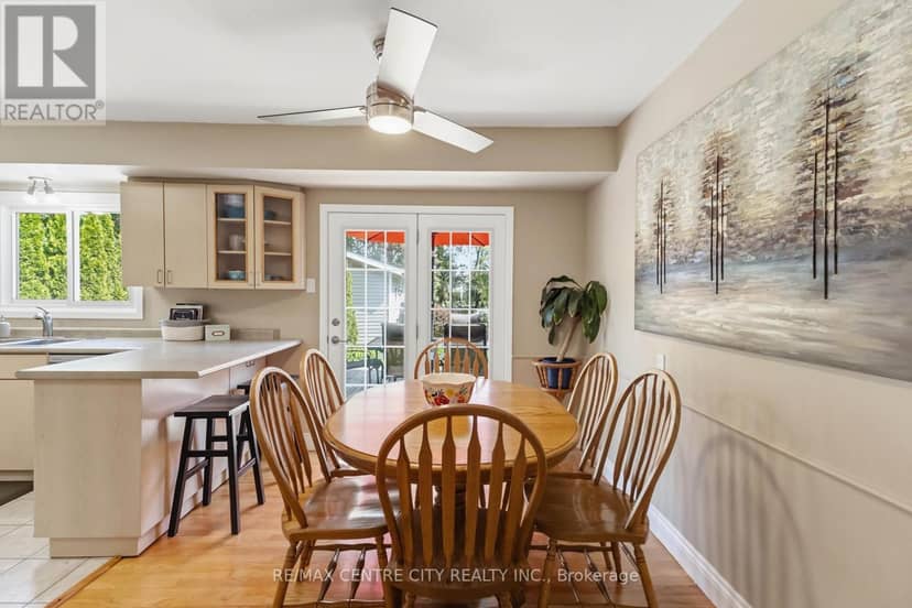 639 Dunboyne Crescent — photo 12 of 40