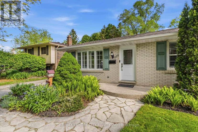 639 Dunboyne Crescent, London North, photo 4