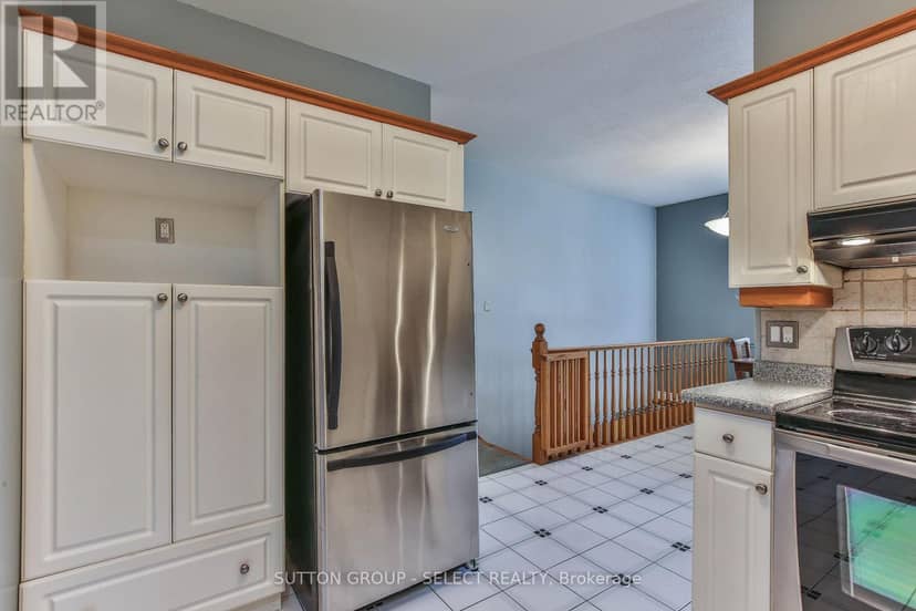32 - 30 Doon Drive — photo 16 of 40