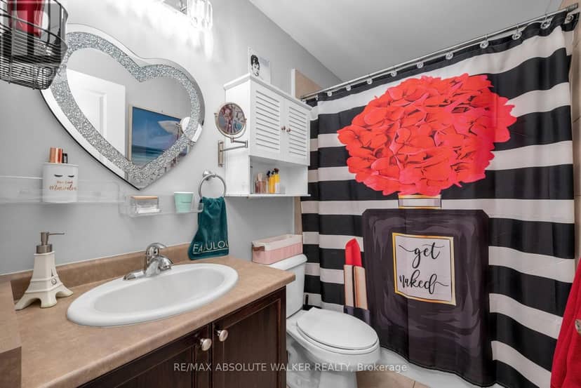 208 - 151 Potts Private — photo 17 of 21