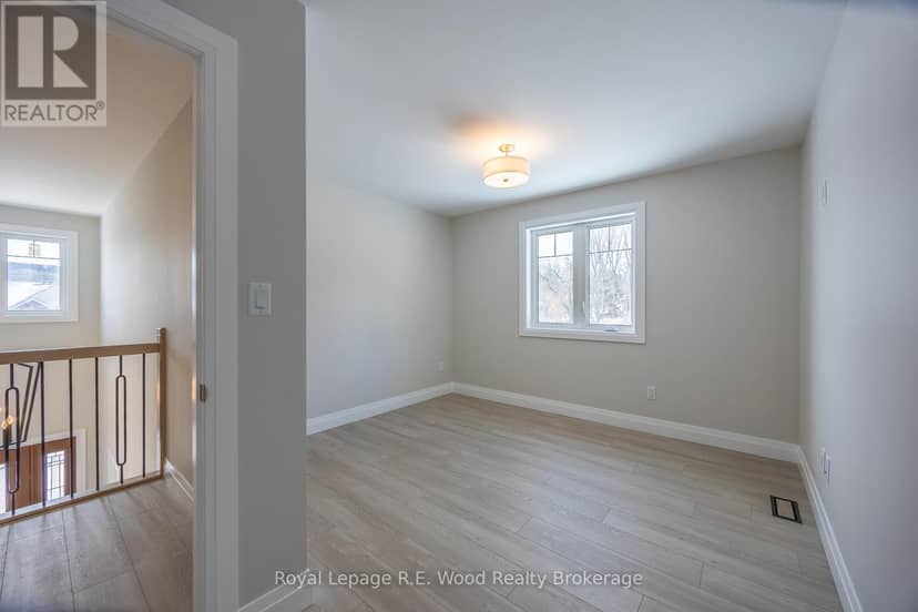 11 Greenhill Drive — photo 29 of 40