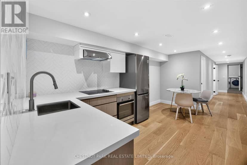 26 Caroline Avenue — photo 35 of 40