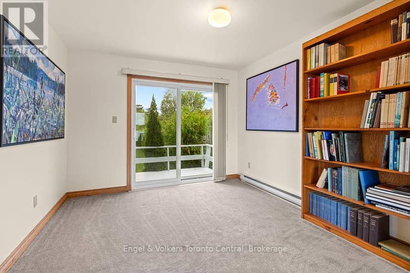 1420 Tiny Beaches Road N — photo 11 of 37