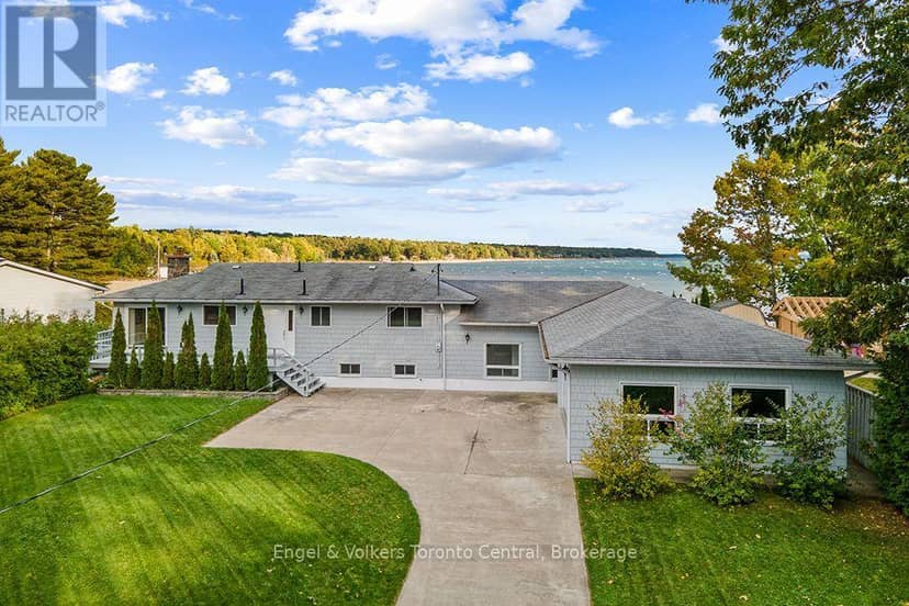 1420 Tiny Beaches Road N, Tiny, photo 2