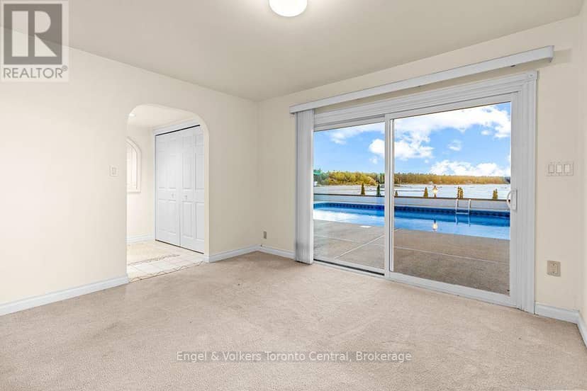 1420 Tiny Beaches Road N — photo 20 of 37
