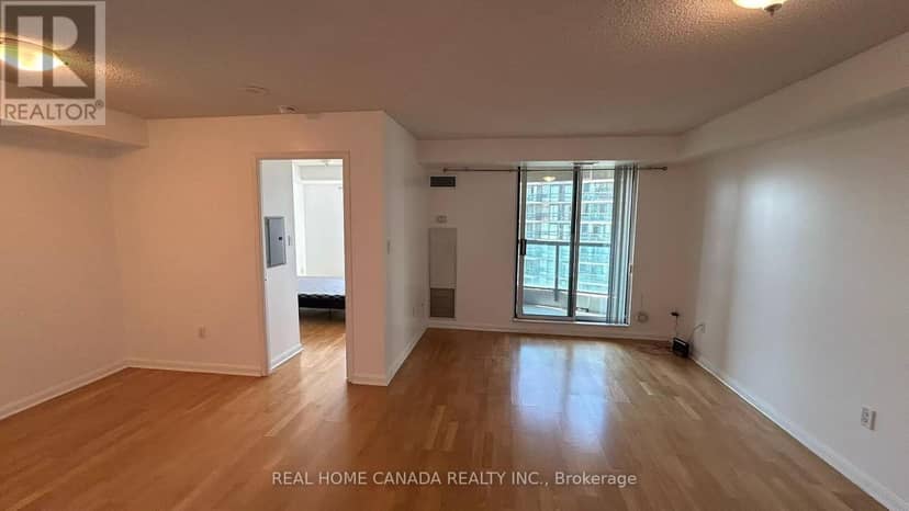 1810 - 23 Lorraine Drive, Toronto, photo 3