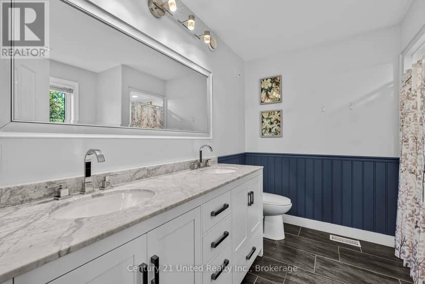 929 Mount Pleasant Road — photo 14 of 40