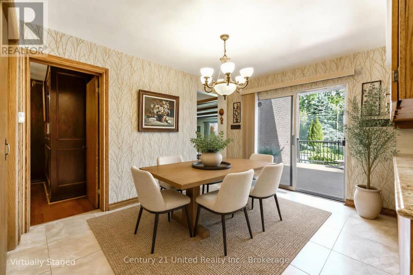 136 Wallis Drive — photo 12 of 40