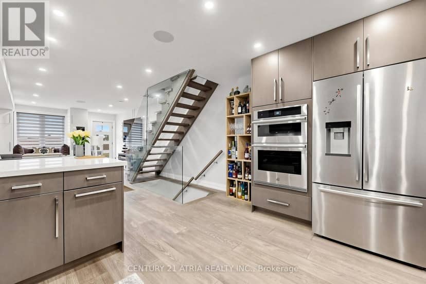 5 Bertmount Avenue — photo 15 of 40