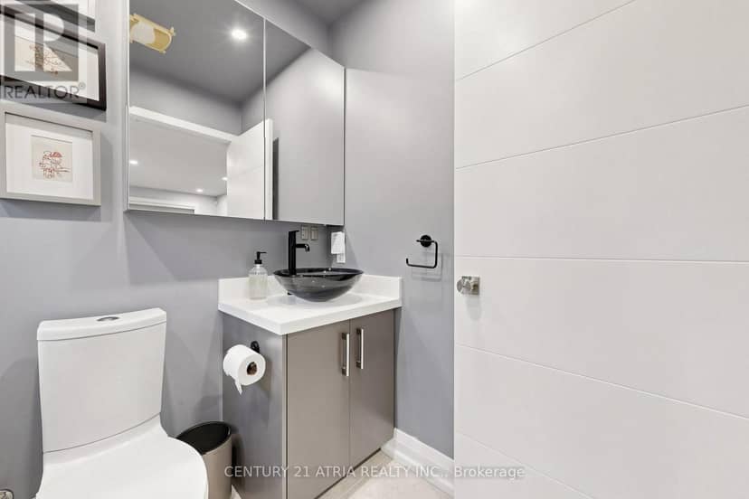 5 Bertmount Avenue — photo 24 of 40