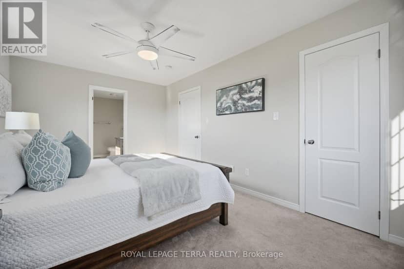 86 Edwin Carr Street — photo 24 of 40