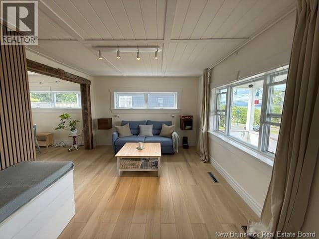 388 Victoria Street — photo 13 of 40