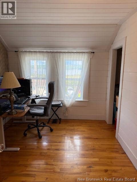 388 Victoria Street — photo 25 of 40