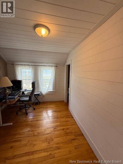 388 Victoria Street — photo 26 of 40