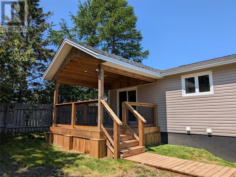 7 Norman Drive, Mount Pearl, photo 2