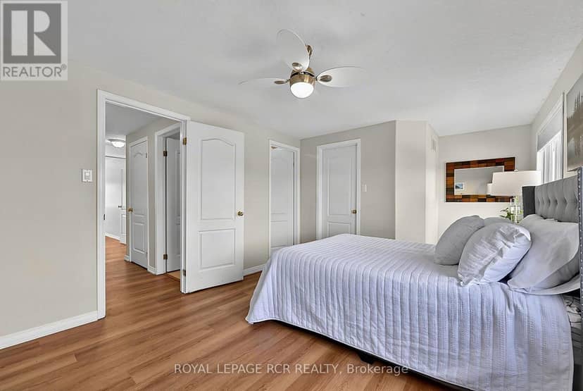 68 Shephard Avenue — photo 18 of 40