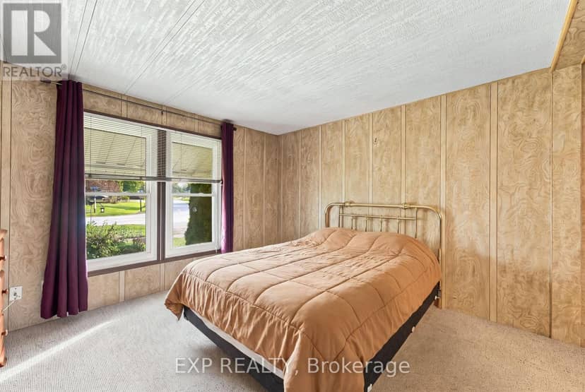 139 Roxanna Drive — photo 15 of 40