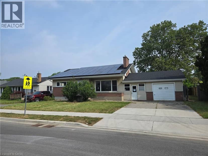 16 BRODERICK Avenue — photo 1 of 29