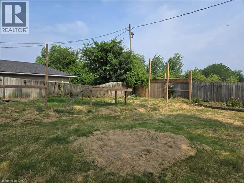 16 BRODERICK Avenue — photo 4 of 29