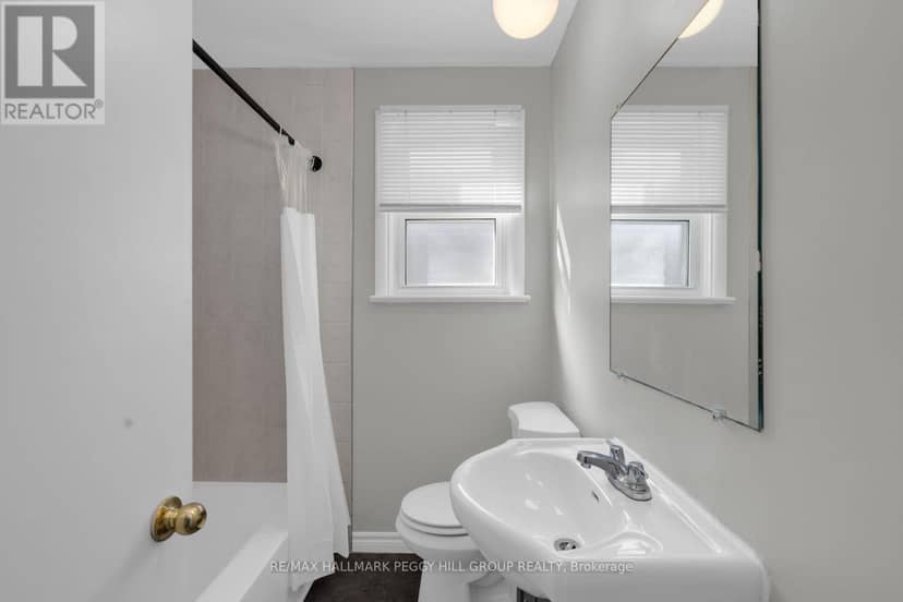 19 Alfred Street, Barrie, photo 7